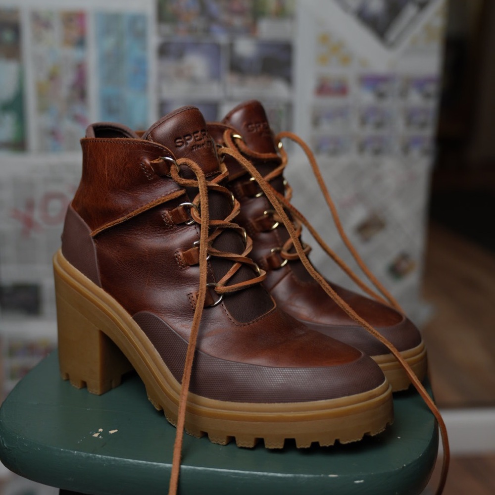 Sperry Women's Brown Leather Boots